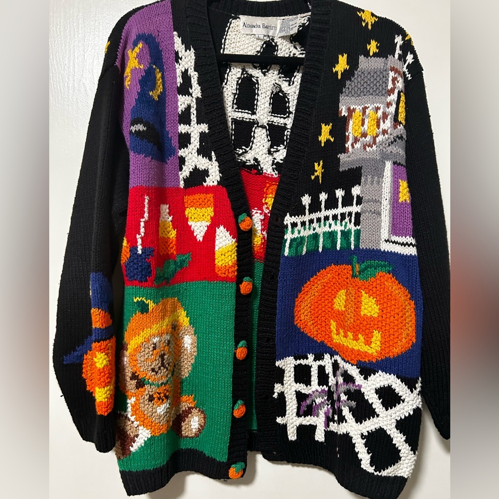 Vintage Halloween Cardigan Sweater Large Allover Spooky Pumpkins Button Up